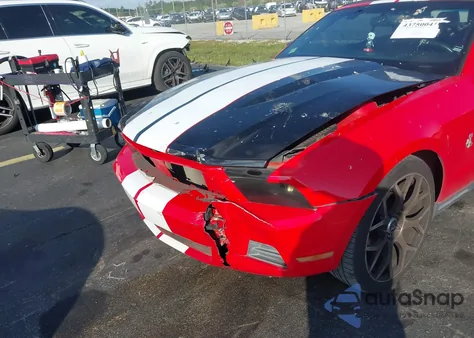 2012 Ford Mustang V6 Premium из США, поврежденный, VIN 1ZVBP8EM3C5261108